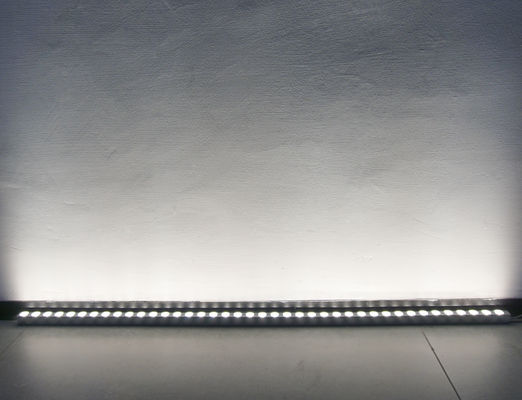 LED Wall Washer Strip with SMD 3030 40 LEDs/m and Top-notch Color Rendering Index 80